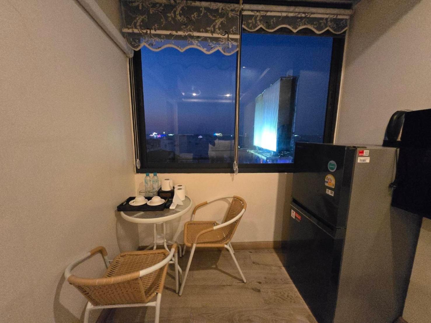 Pumpui Place Pattaya Eksteriør bilde