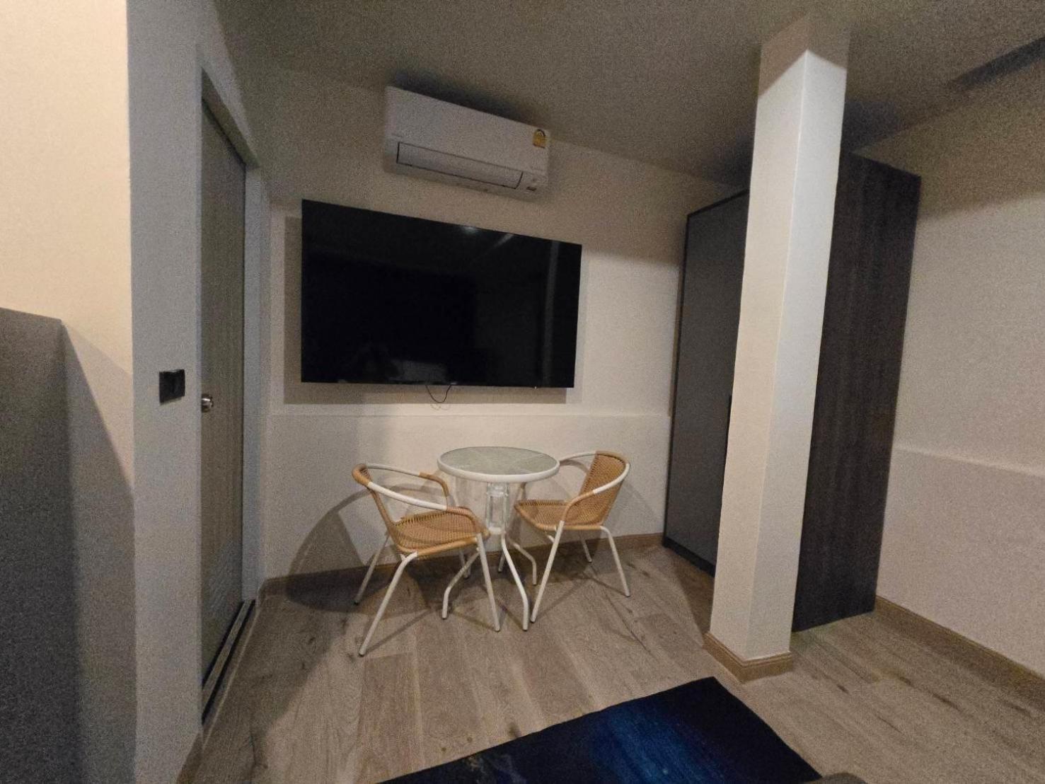 Pumpui Place Pattaya Eksteriør bilde
