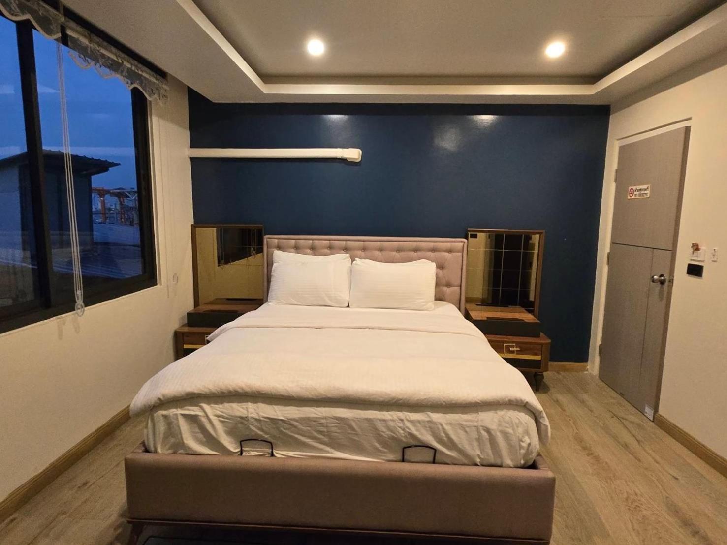 Pumpui Place Pattaya Eksteriør bilde